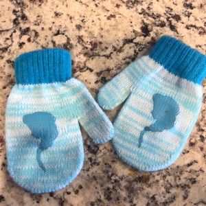 Toddler Elsa mittens